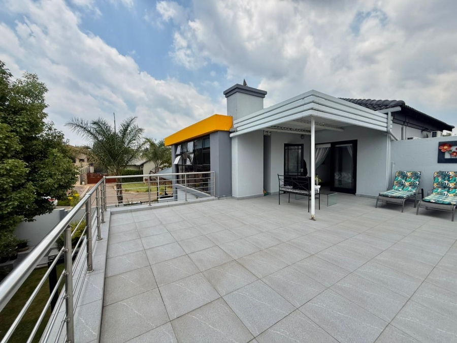 4 Bedroom Property for Sale in Amberfield Gauteng