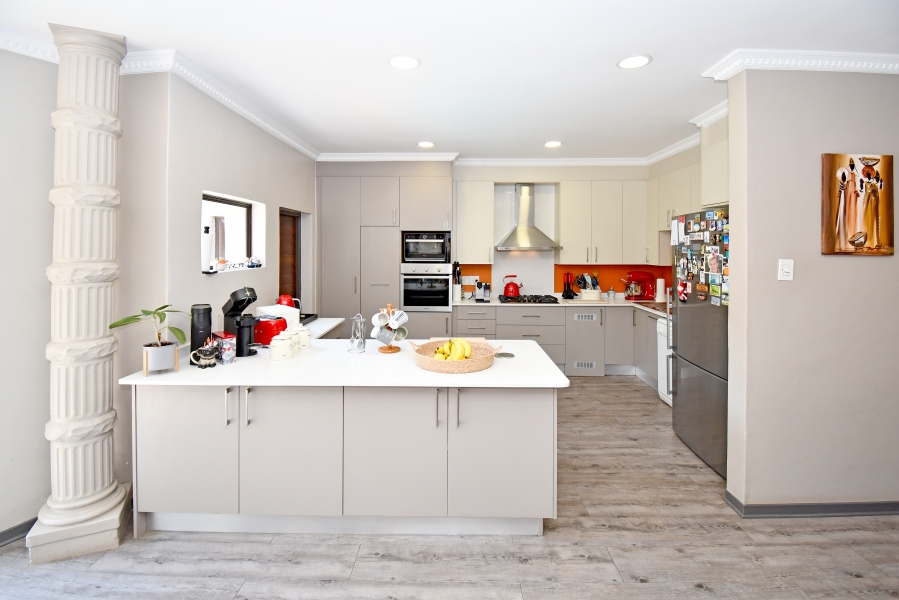 4 Bedroom Property for Sale in Norwood Gauteng