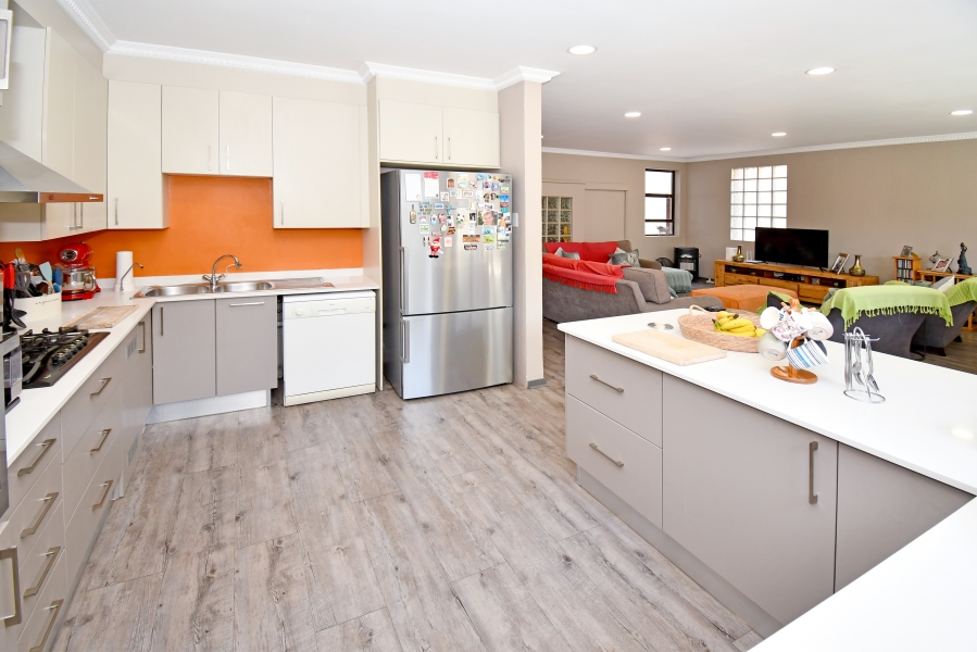 4 Bedroom Property for Sale in Norwood Gauteng