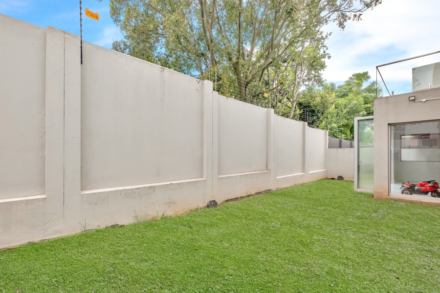 4 Bedroom Property for Sale in Morningside Manor Gauteng