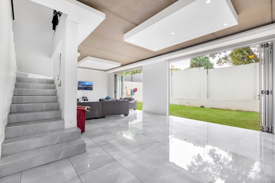 4 Bedroom Property for Sale in Morningside Manor Gauteng