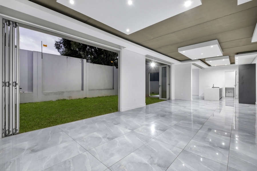 4 Bedroom Property for Sale in Morningside Manor Gauteng