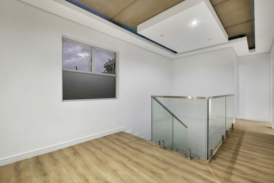 4 Bedroom Property for Sale in Morningside Manor Gauteng