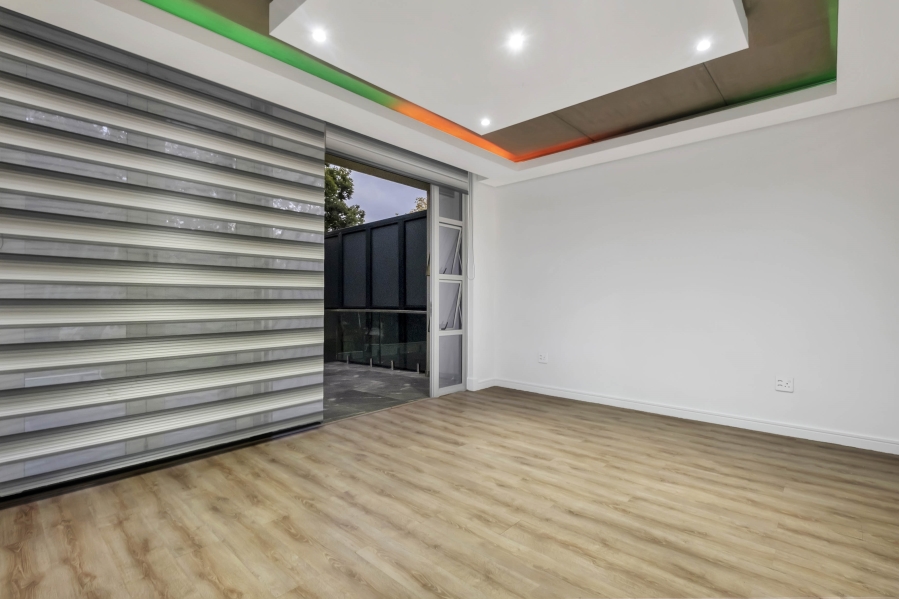 4 Bedroom Property for Sale in Morningside Manor Gauteng
