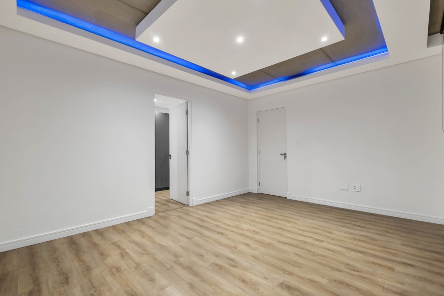 4 Bedroom Property for Sale in Morningside Manor Gauteng