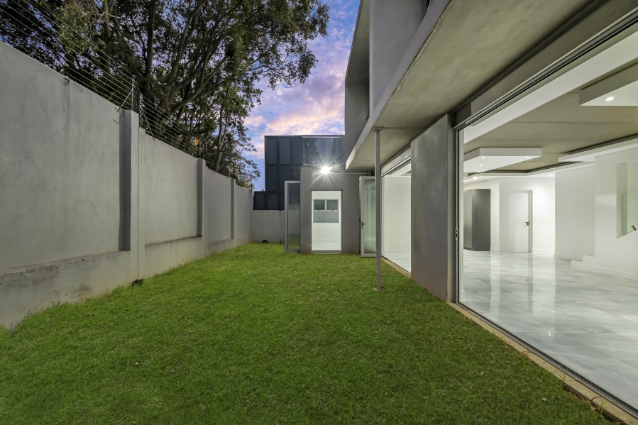 4 Bedroom Property for Sale in Morningside Manor Gauteng