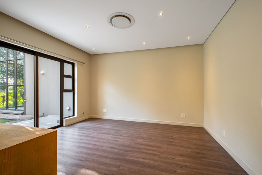 5 Bedroom Property for Sale in Bryanston East Gauteng