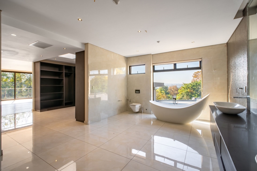 5 Bedroom Property for Sale in Bryanston East Gauteng