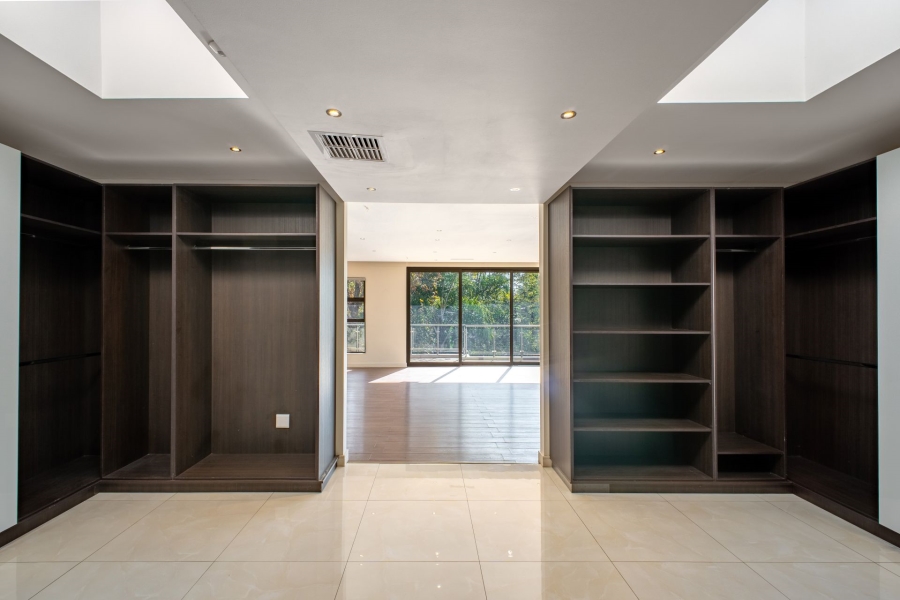 5 Bedroom Property for Sale in Bryanston East Gauteng