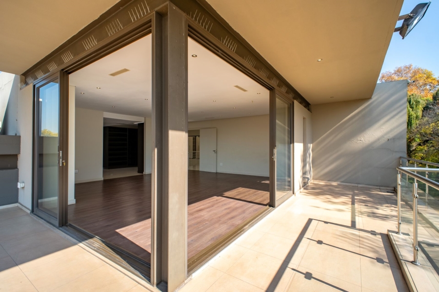 5 Bedroom Property for Sale in Bryanston East Gauteng