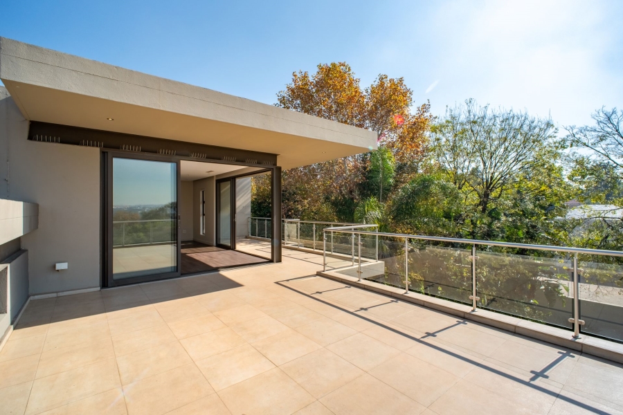 5 Bedroom Property for Sale in Bryanston East Gauteng