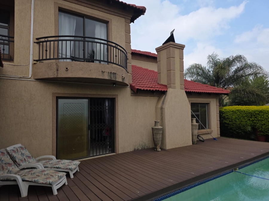 4 Bedroom Property for Sale in Zambezi Country Estate Gauteng