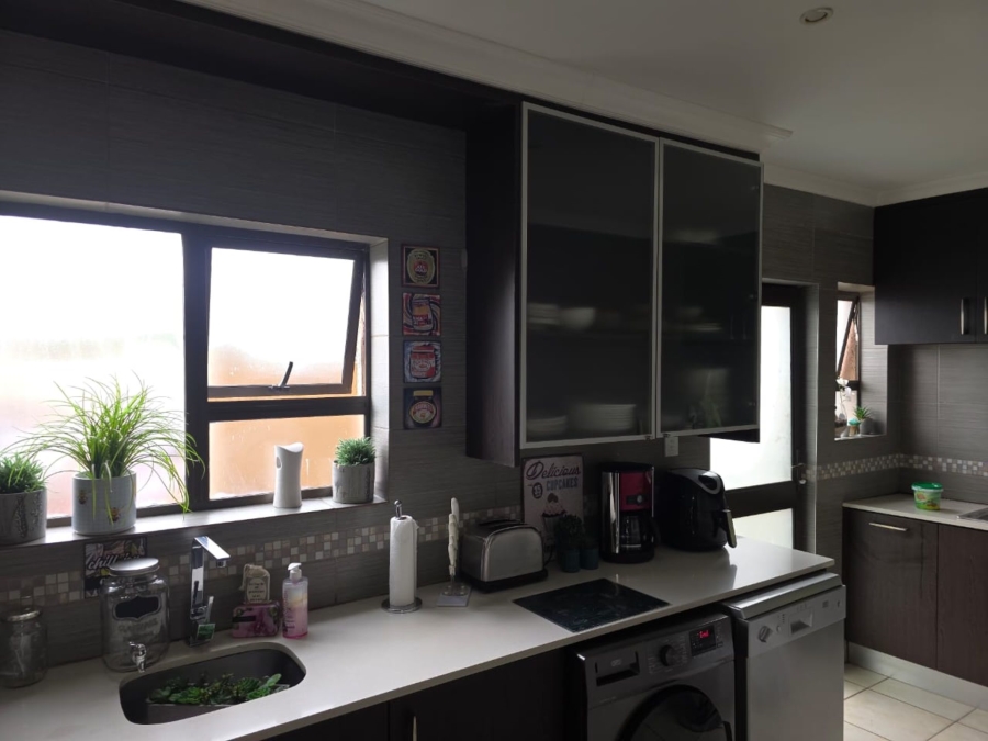 4 Bedroom Property for Sale in Zambezi Country Estate Gauteng