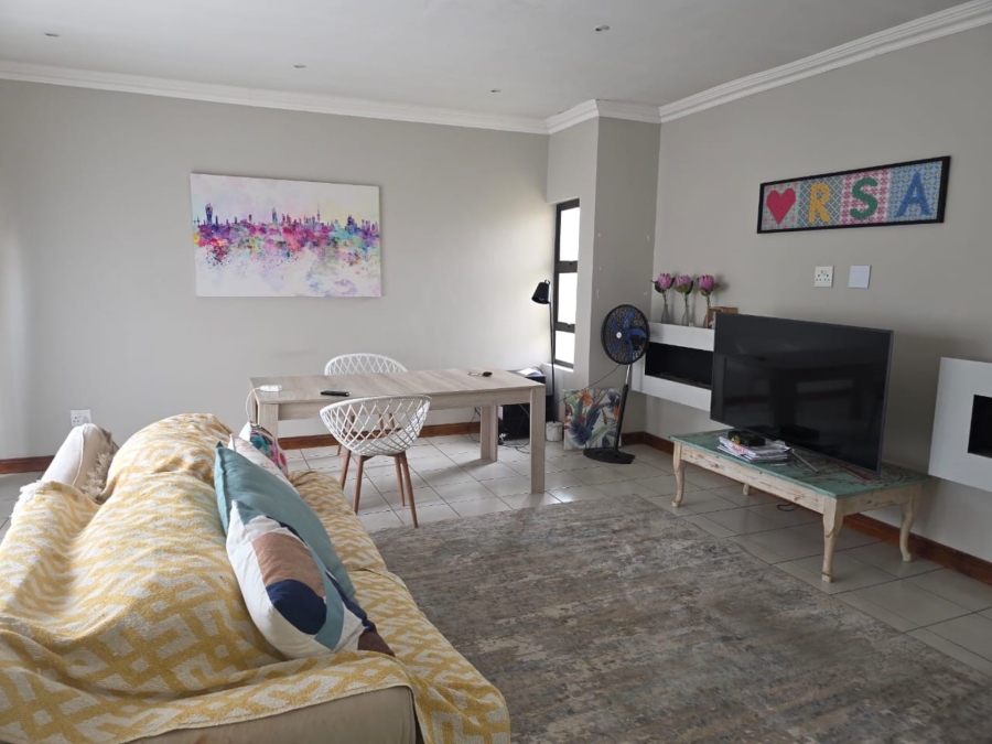 4 Bedroom Property for Sale in Zambezi Country Estate Gauteng