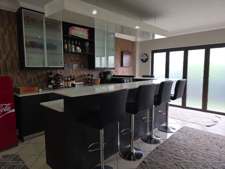 4 Bedroom Property for Sale in Zambezi Country Estate Gauteng