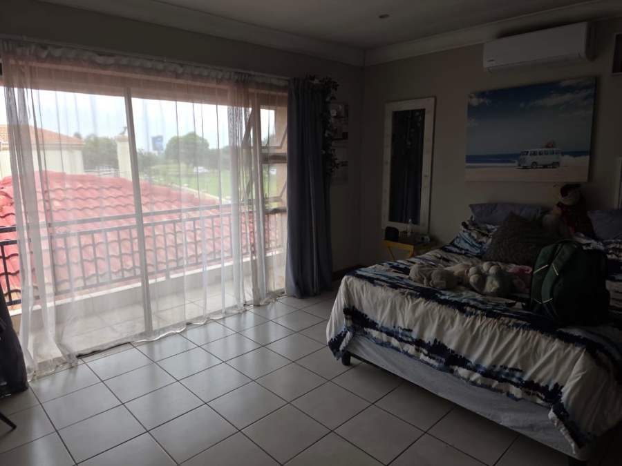 4 Bedroom Property for Sale in Zambezi Country Estate Gauteng