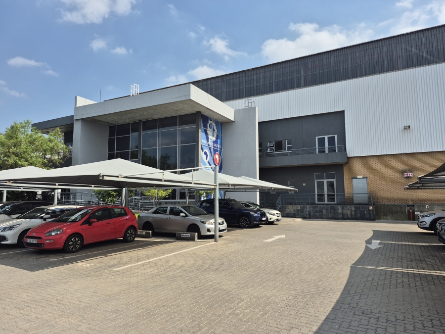 To Let commercial Property for Rent in Gosforth Park Gauteng