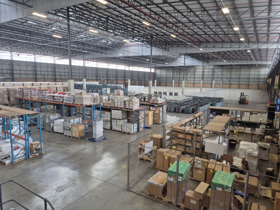 To Let commercial Property for Rent in Gosforth Park Gauteng