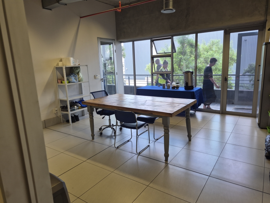 To Let commercial Property for Rent in Gosforth Park Gauteng