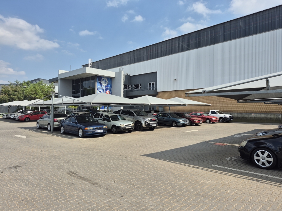 To Let commercial Property for Rent in Gosforth Park Gauteng
