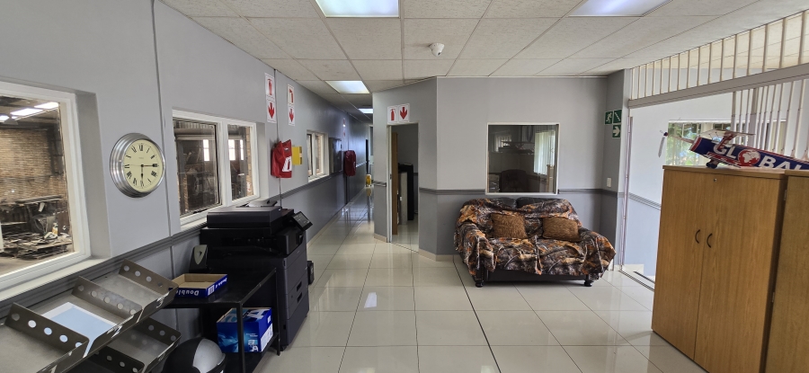 To Let commercial Property for Rent in North Riding Gauteng