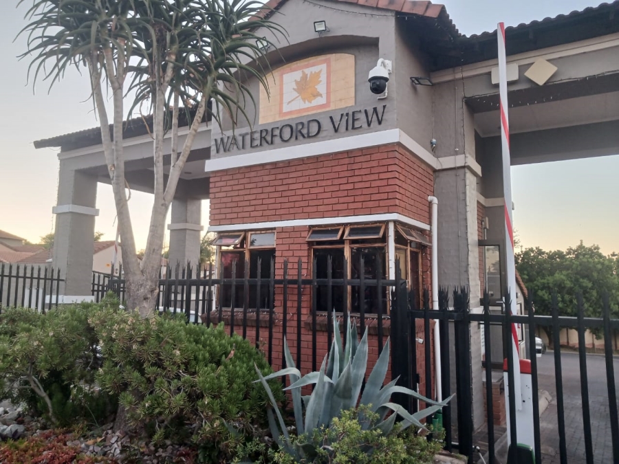 2 Bedroom Property for Sale in Johannesburg North Gauteng