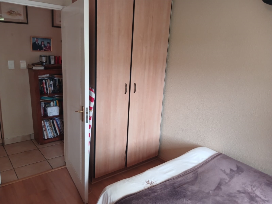 2 Bedroom Property for Sale in Johannesburg North Gauteng