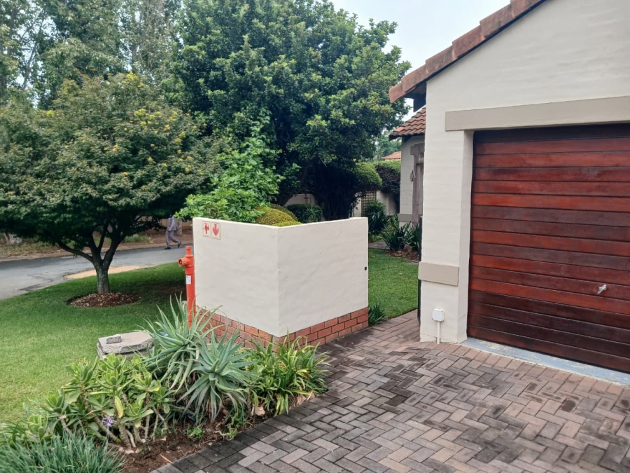 2 Bedroom Property for Sale in Johannesburg North Gauteng