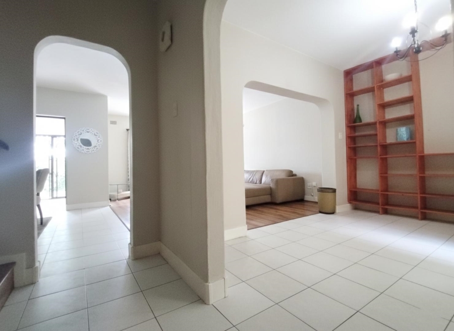 To Let 2 Bedroom Property for Rent in River Club Gauteng