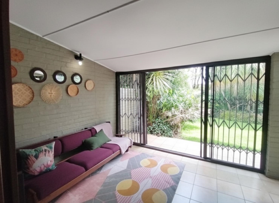 To Let 2 Bedroom Property for Rent in River Club Gauteng