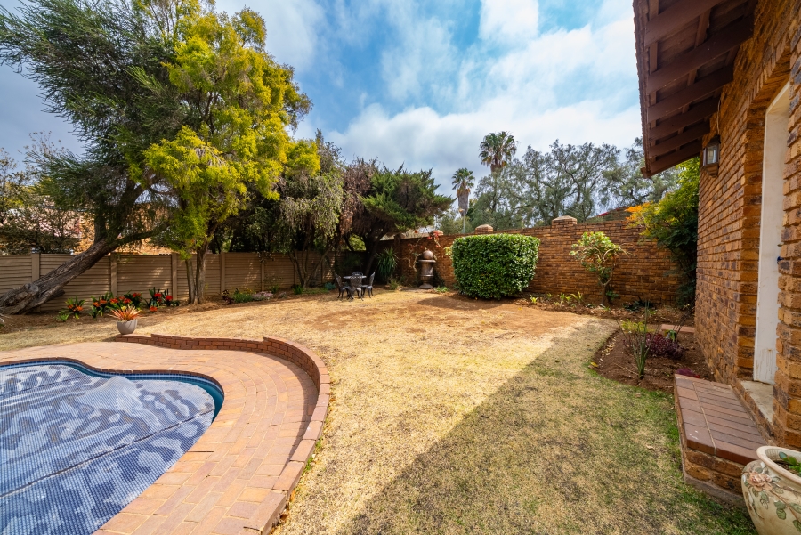 4 Bedroom Property for Sale in Bassonia Gauteng