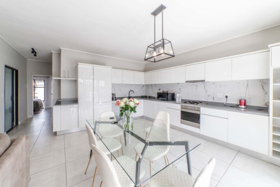 To Let 2 Bedroom Property for Rent in The Polofields Gauteng