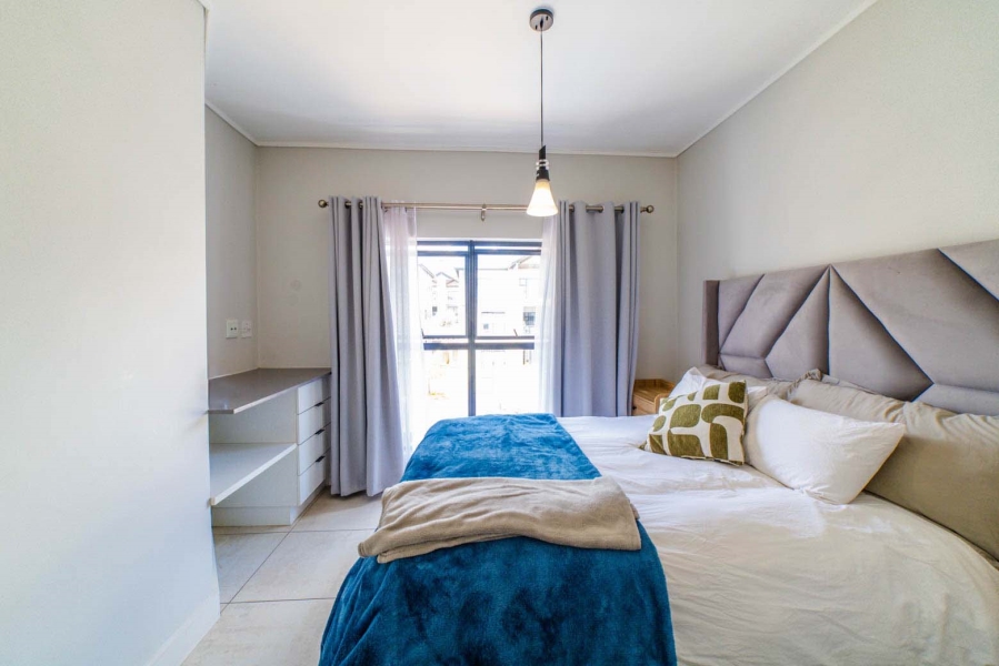 To Let 2 Bedroom Property for Rent in The Polofields Gauteng