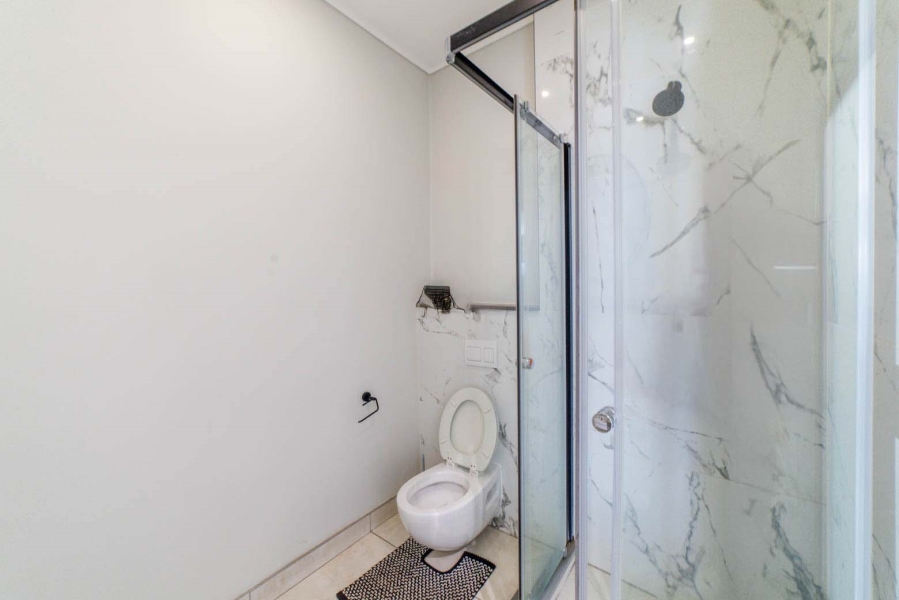 To Let 2 Bedroom Property for Rent in The Polofields Gauteng