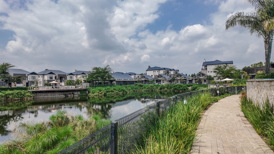 To Let 2 Bedroom Property for Rent in The Polofields Gauteng