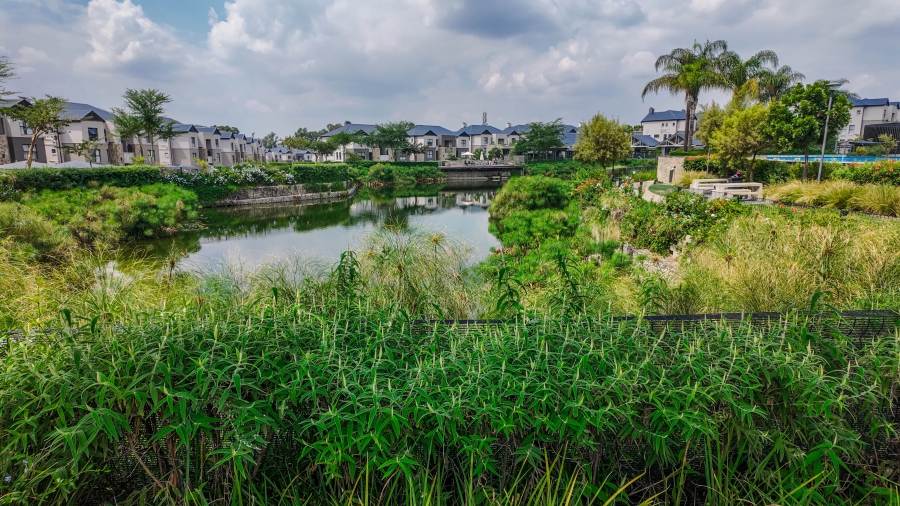 To Let 2 Bedroom Property for Rent in The Polofields Gauteng