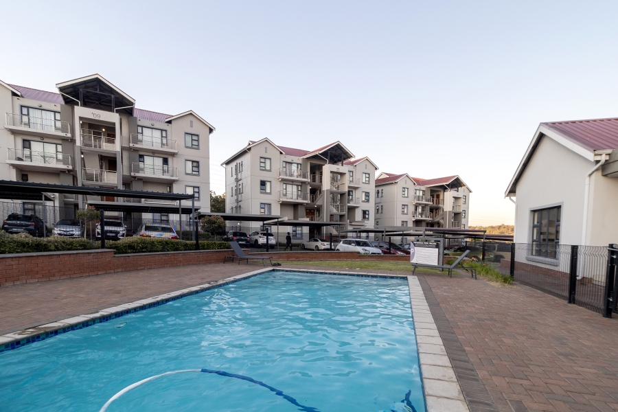 1 Bedroom Property for Sale in Modderfontein Gauteng