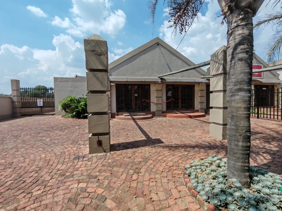 Commercial Property for Sale in Three Rivers Gauteng