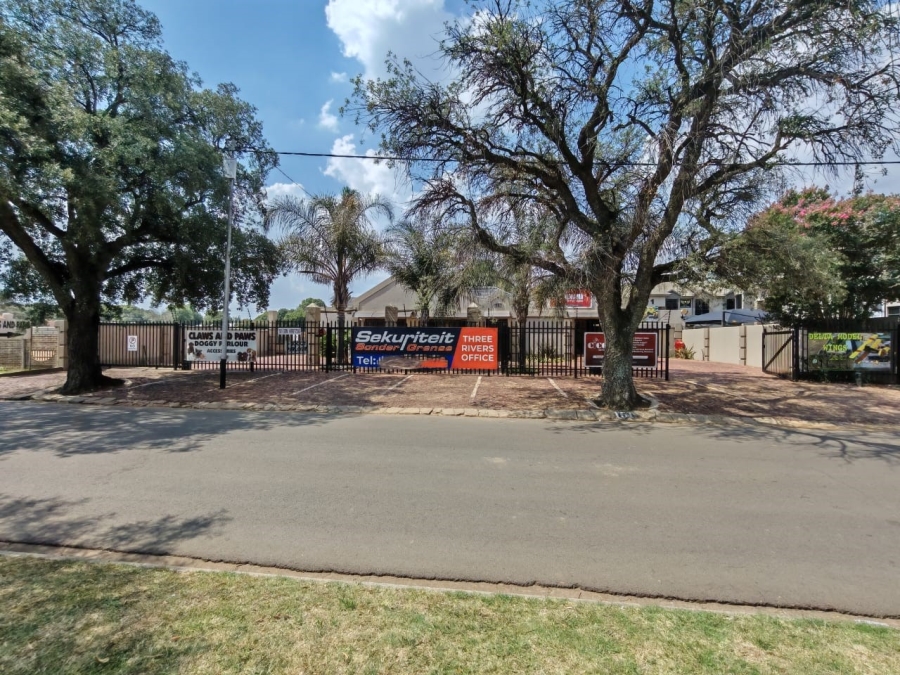 Commercial Property for Sale in Three Rivers Gauteng