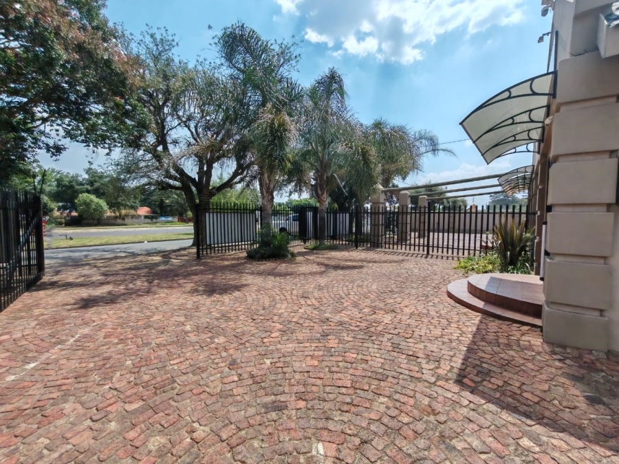 Commercial Property for Sale in Three Rivers Gauteng