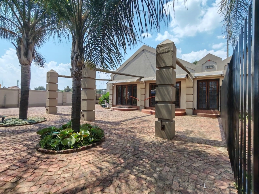 Commercial Property for Sale in Three Rivers Gauteng