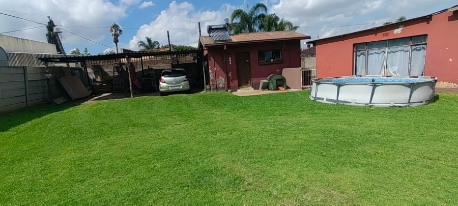 4 Bedroom Property for Sale in Mindalore Gauteng