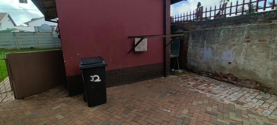 4 Bedroom Property for Sale in Mindalore Gauteng