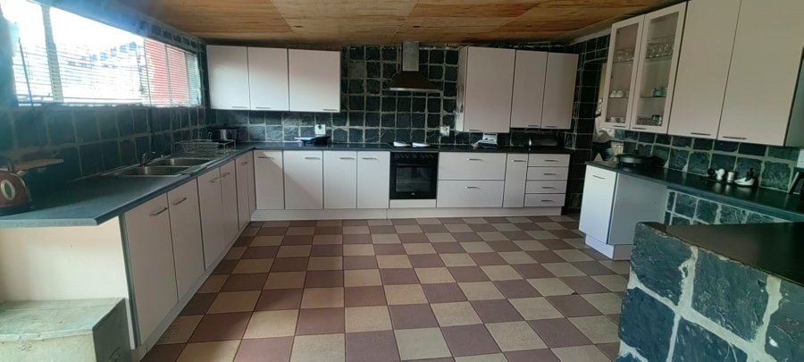 4 Bedroom Property for Sale in Mindalore Gauteng