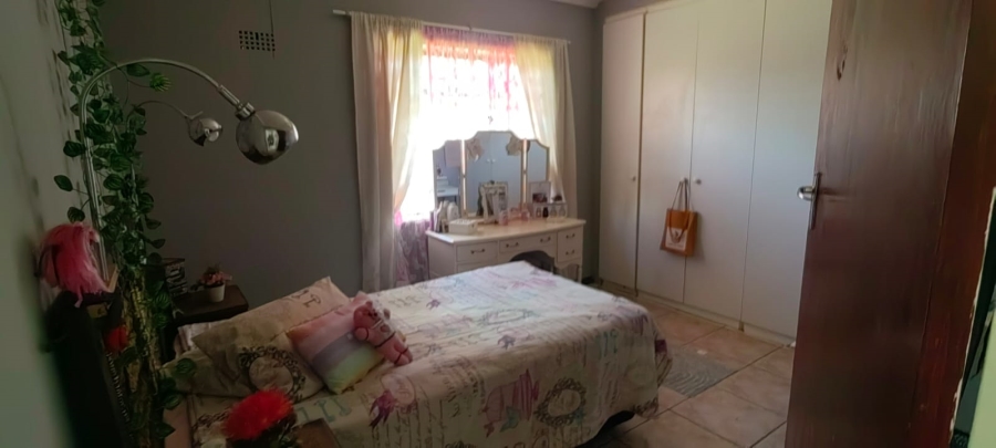 4 Bedroom Property for Sale in Mindalore Gauteng