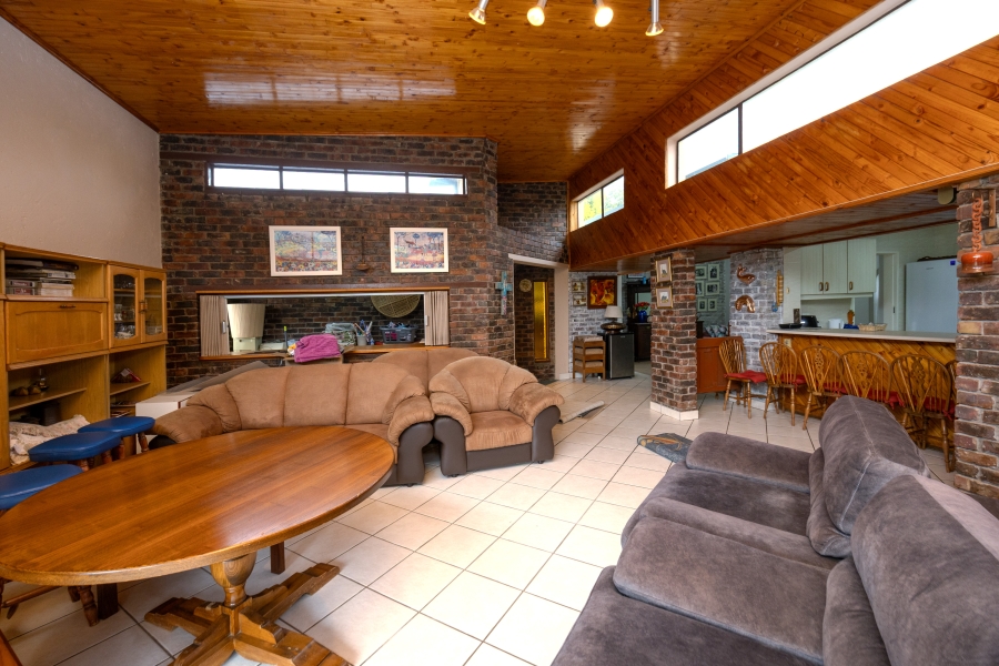 3 Bedroom Property for Sale in Wilro Park Gauteng