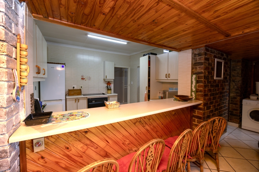 3 Bedroom Property for Sale in Wilro Park Gauteng