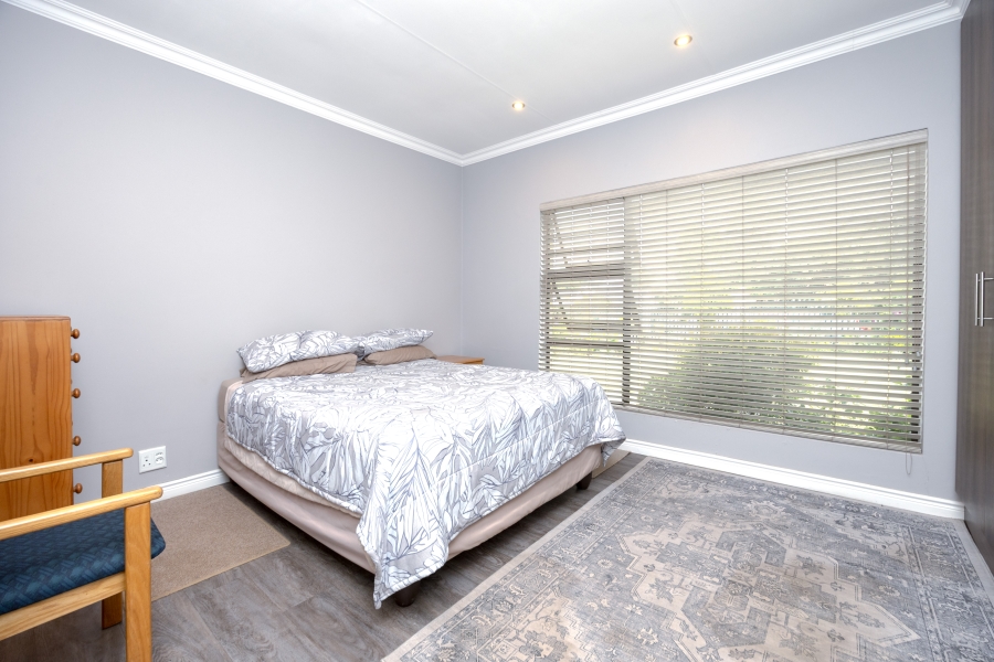 3 Bedroom Property for Sale in Wilro Park Gauteng