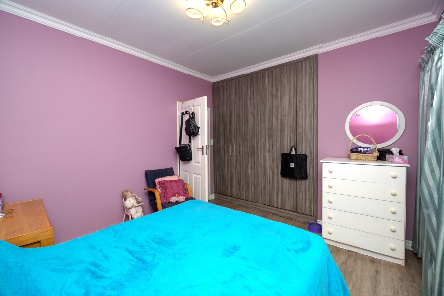 3 Bedroom Property for Sale in Wilro Park Gauteng