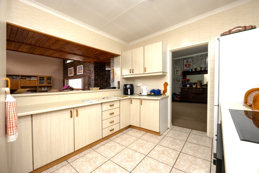3 Bedroom Property for Sale in Wilro Park Gauteng